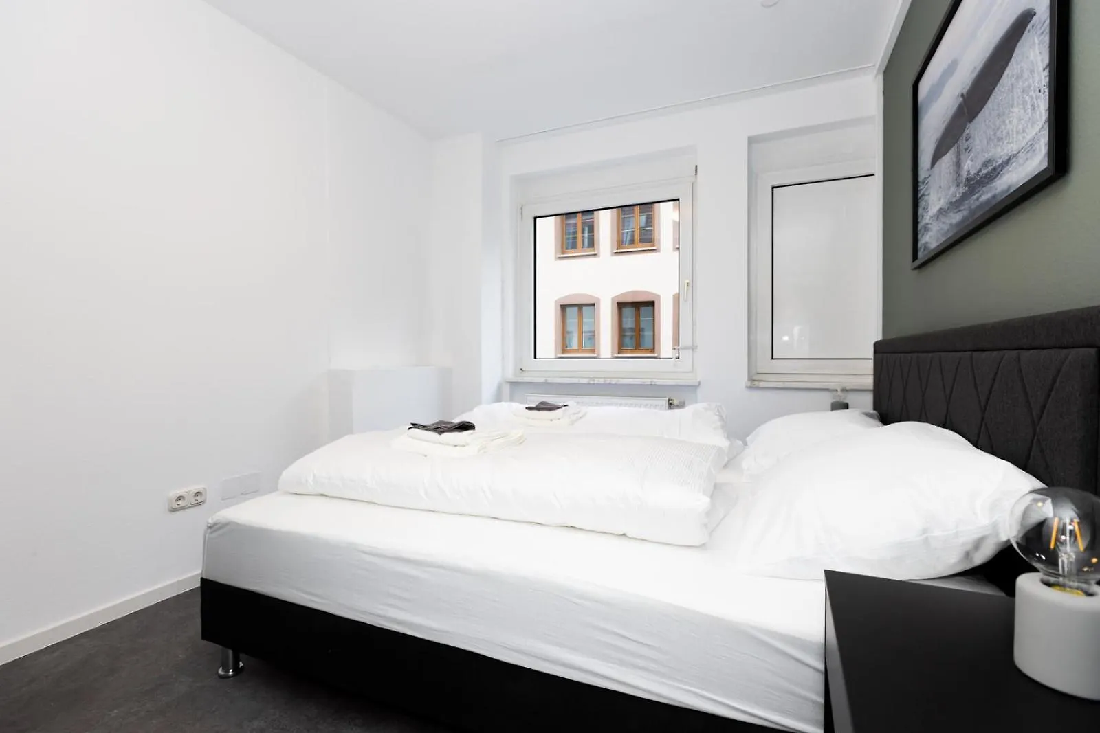 Grosse Ferienwohnung In Der Altstadt Wurzburg Apartment